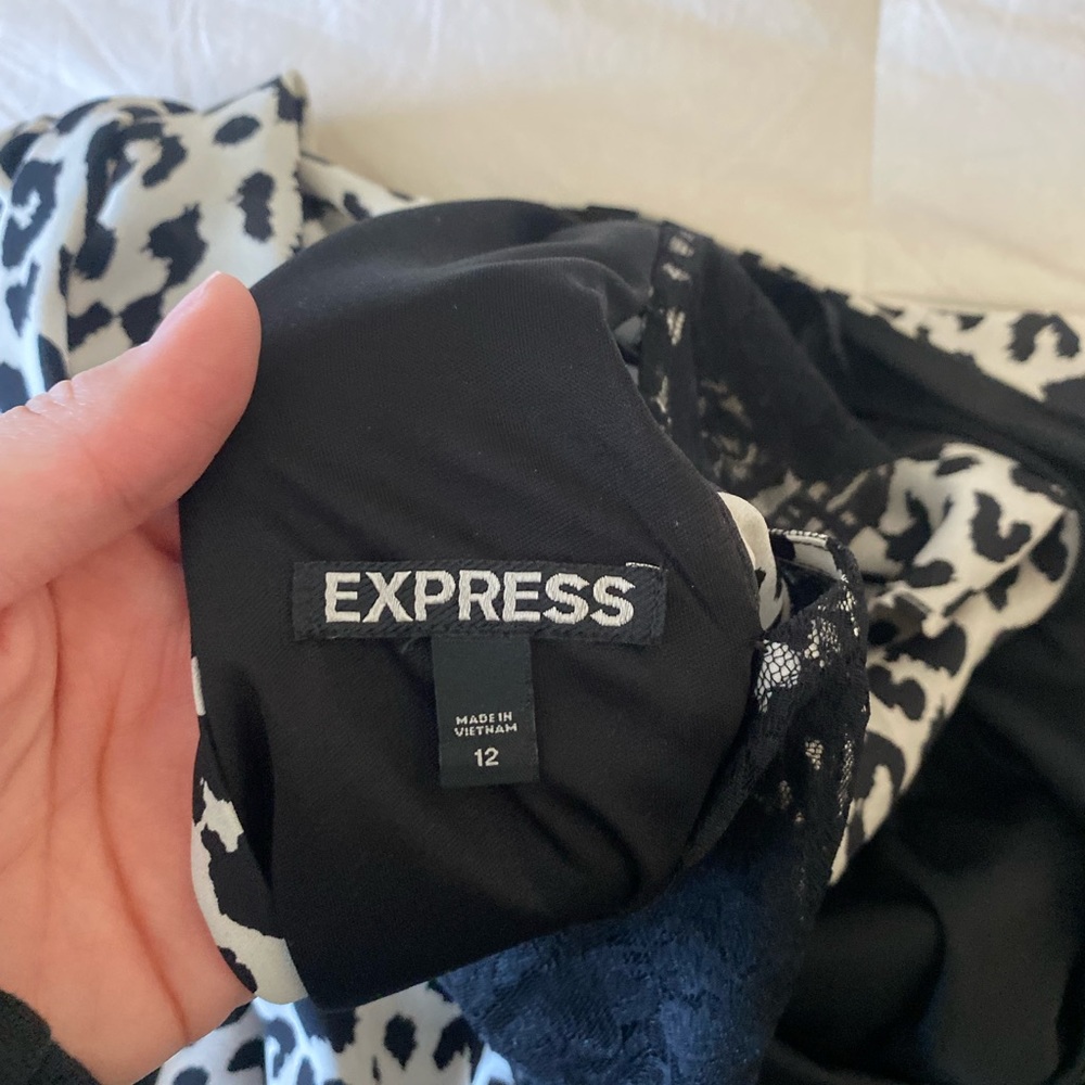 EXPRESS DRESS - Picture 6 of 6